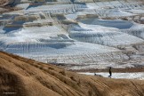 Казахстан. Плато Устюрт. Район Сор Тузбаир. Райдер Петр Винокуров. Фото - Константин Галат